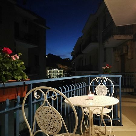 Lucy Home Sorrento Esterno foto